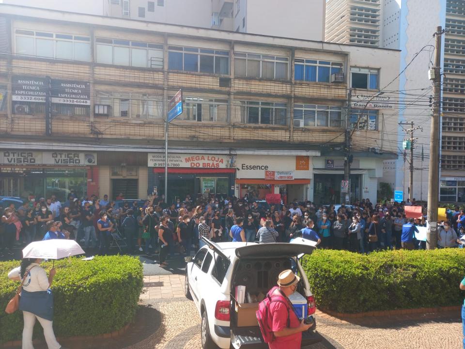 Foto 14 de 14 — Servidores Municipais realizam novo protesto em Araraquara nesta terça-feira (19)